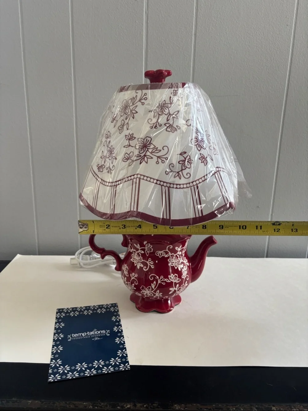 Temp-Tations Cranberry Teapot Lamp with matching shade.Very Rare! - Picture 8 of 9
